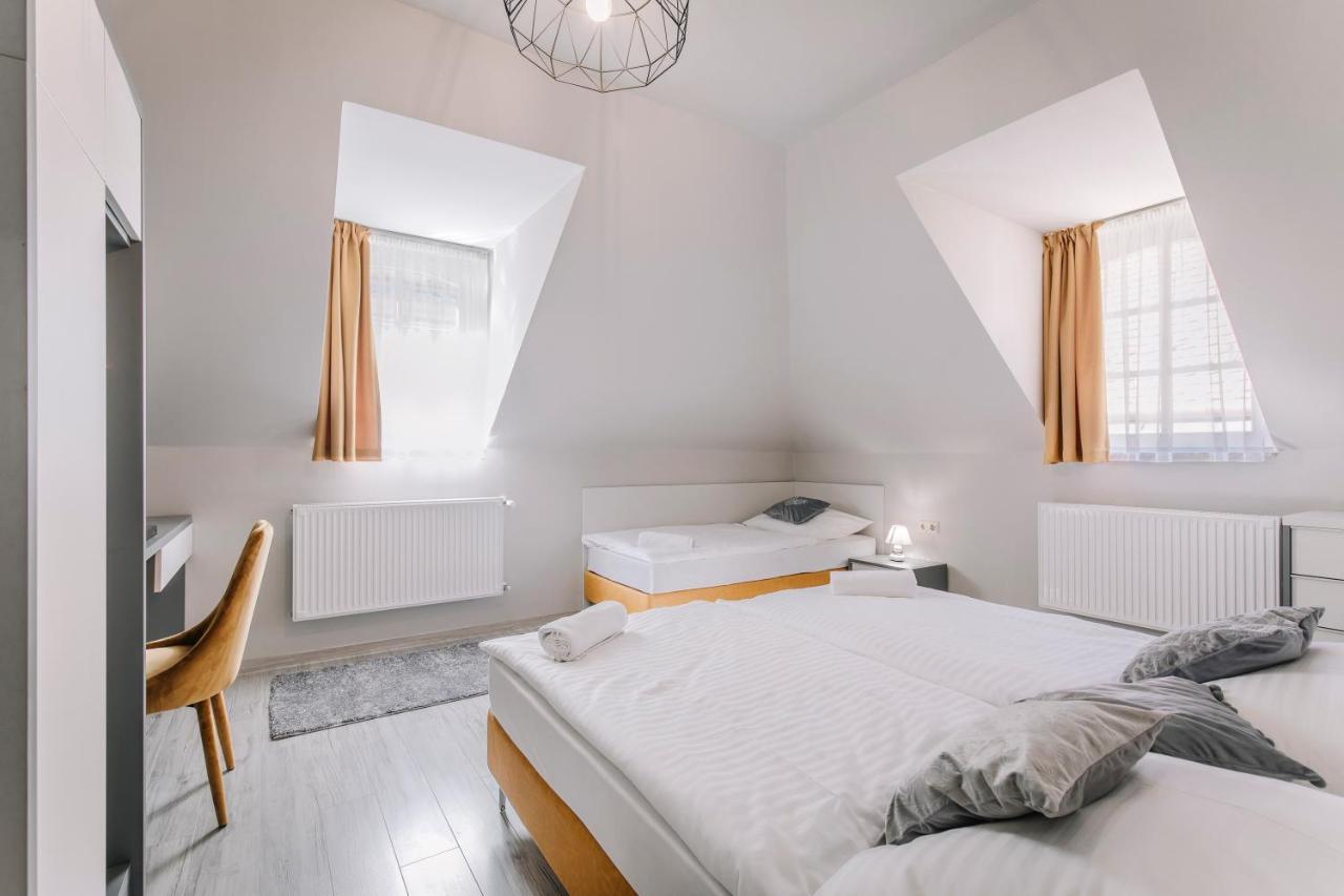 Soho Apartmanhaz Дьёр Экстерьер фото
