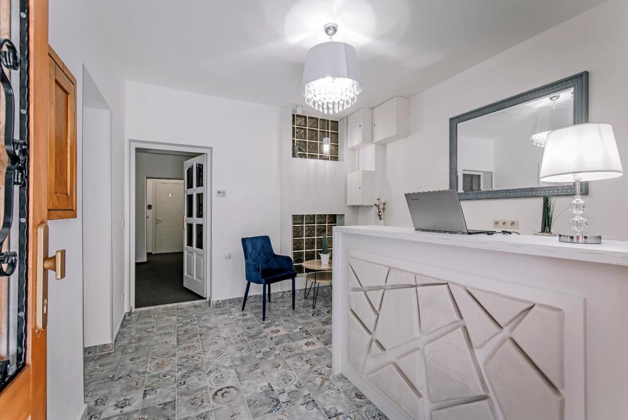 Soho Apartmanhaz Дьёр Экстерьер фото