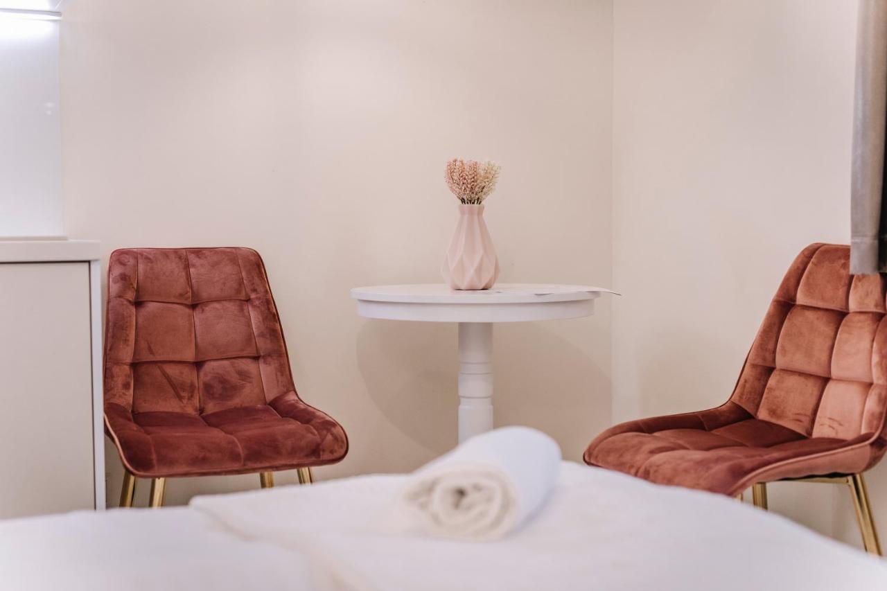 Soho Apartmanhaz Дьёр Экстерьер фото