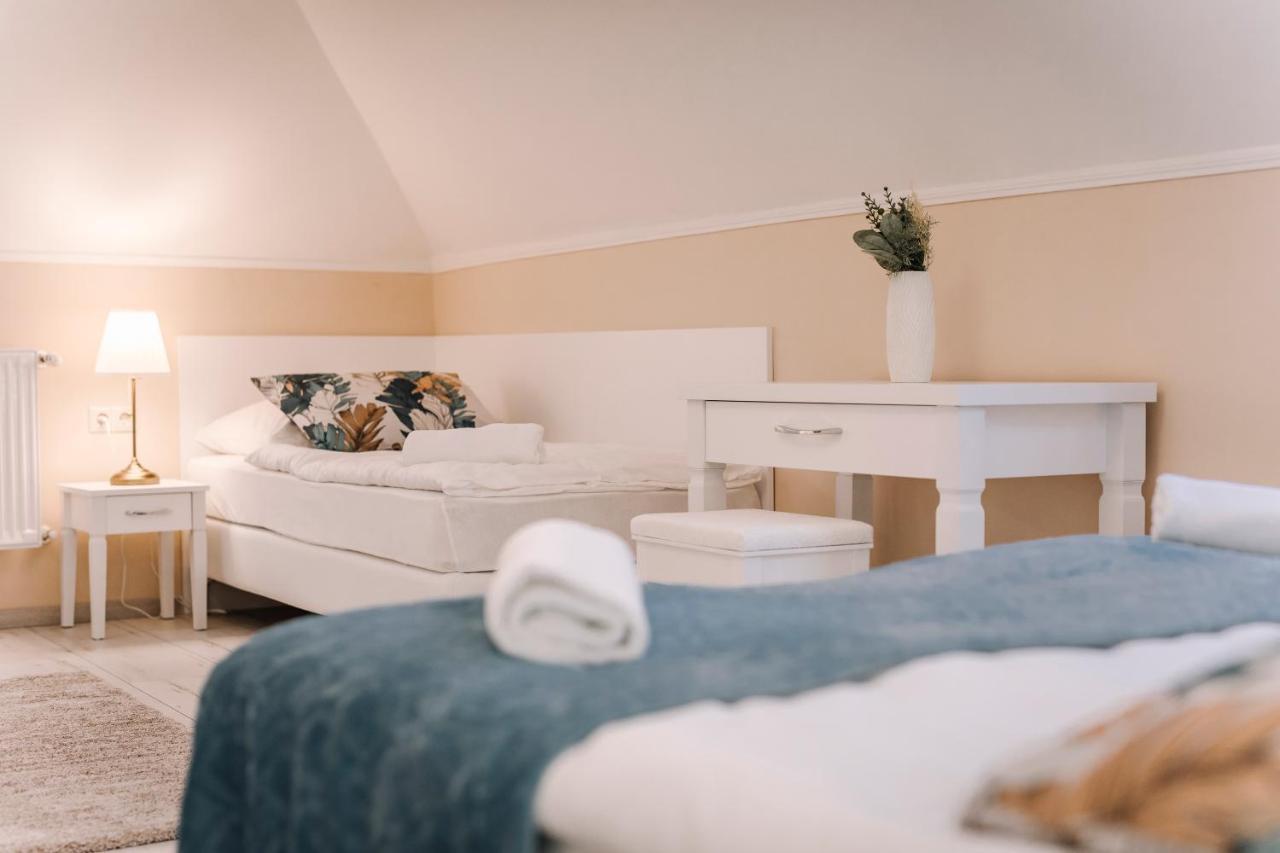 Soho Apartmanhaz Дьёр Экстерьер фото